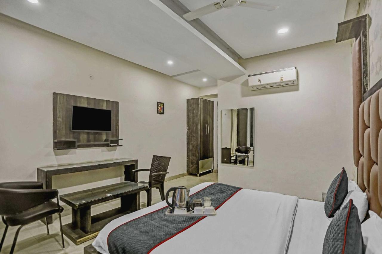 Townhouse 22956 Hotel Grand Residency Delhi Kültér fotó