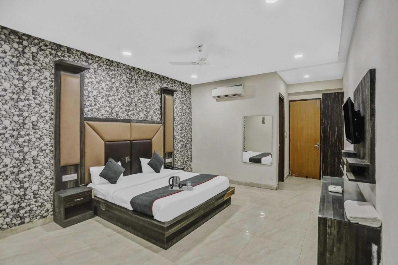 Townhouse 22956 Hotel Grand Residency Delhi Kültér fotó