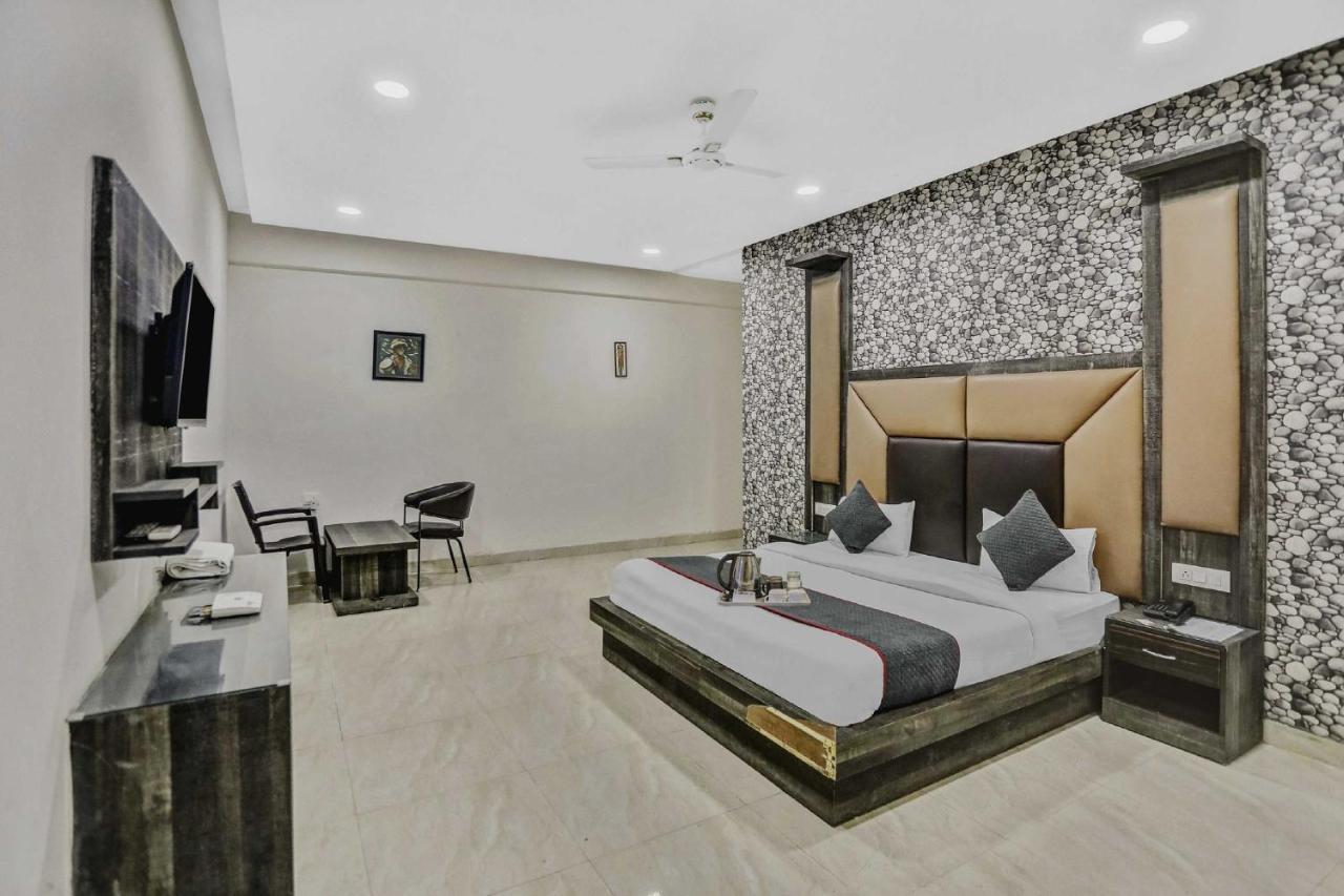 Townhouse 22956 Hotel Grand Residency Delhi Kültér fotó