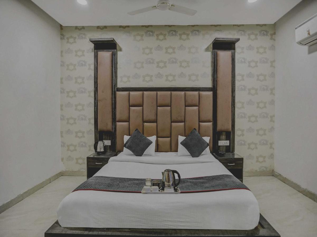Townhouse 22956 Hotel Grand Residency Delhi Kültér fotó
