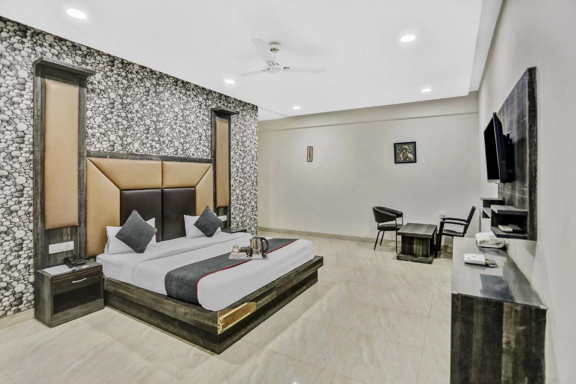 Townhouse 22956 Hotel Grand Residency Delhi Kültér fotó